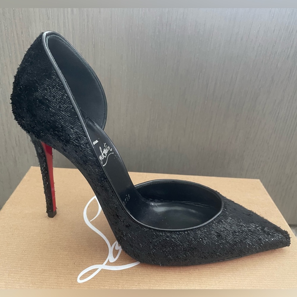 Christian Louboutin Iriza Size 39.5 Black